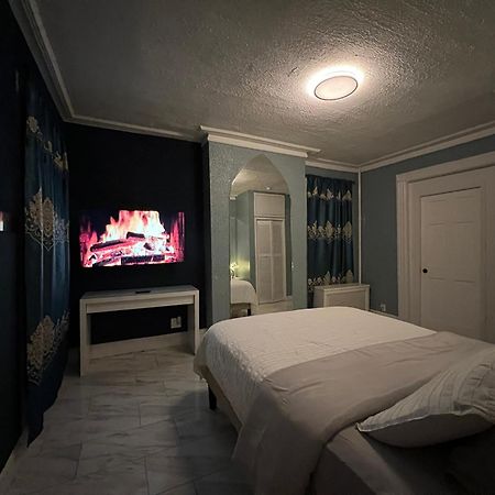 3 Bedrooms In 2Nd Floor Modern Brooklyn Home, Close To J Train Нью-Йорк Экстерьер фото