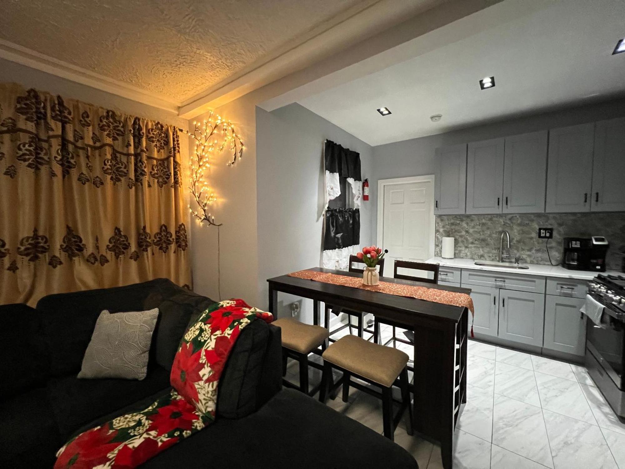 3 Bedrooms In 2Nd Floor Modern Brooklyn Home, Close To J Train Нью-Йорк Экстерьер фото