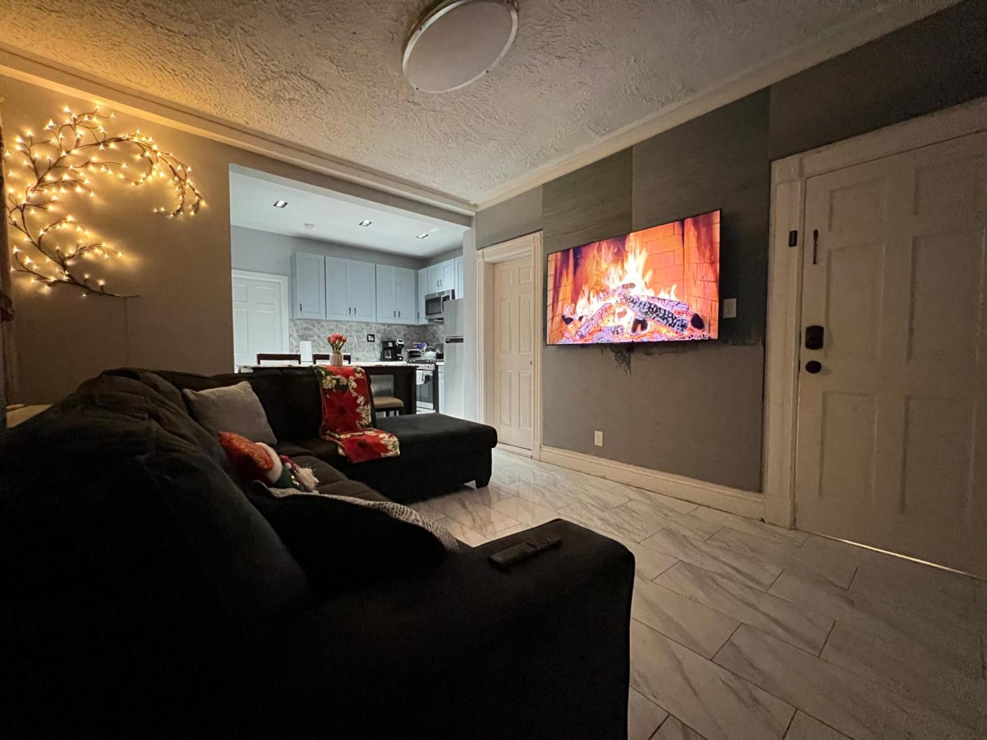 3 Bedrooms In 2Nd Floor Modern Brooklyn Home, Close To J Train Нью-Йорк Экстерьер фото